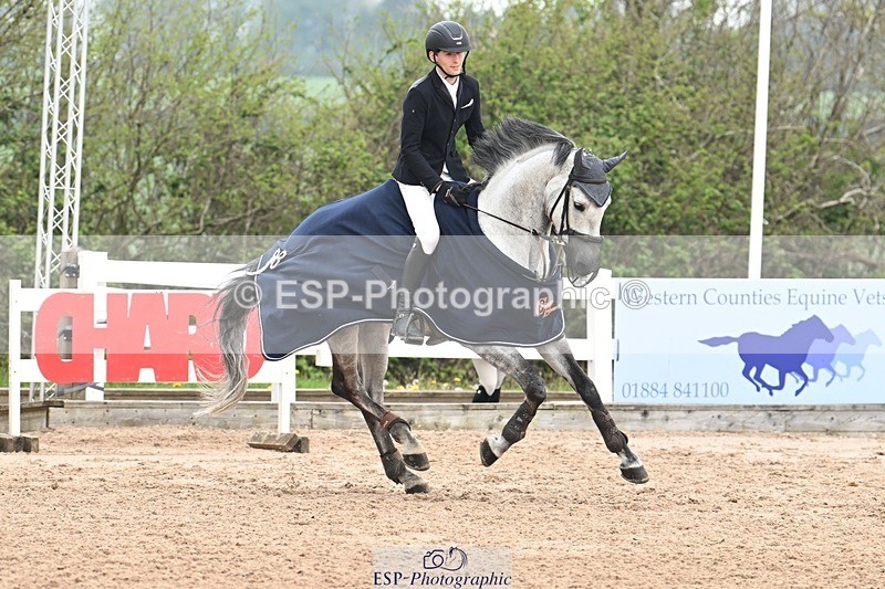 250424-125122-04436 - Cls 21 - 1 Star Gold Tour