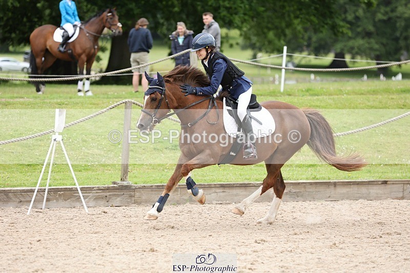 240615-160029-02159 - Cls 9&10 Club and Schools 70cm