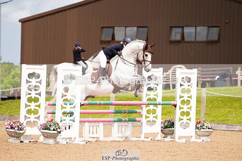 240526A-105638-07681 - Cls 26 Chard Equ 1.05m and 1.10m Grand Prix