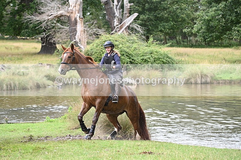 WJ7_2470 - Time at Water 11:14 to 11:36