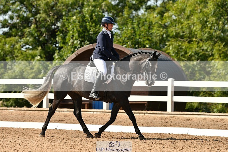 250817-160222-11438 - 206-Mel.NorthwoodBarnridge.Flying.Solo