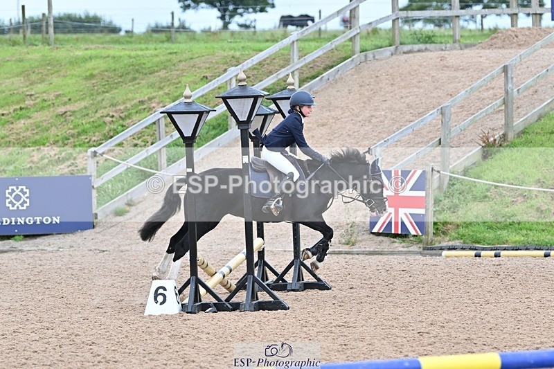 240813-161238-00188 - Clear round & 60cm