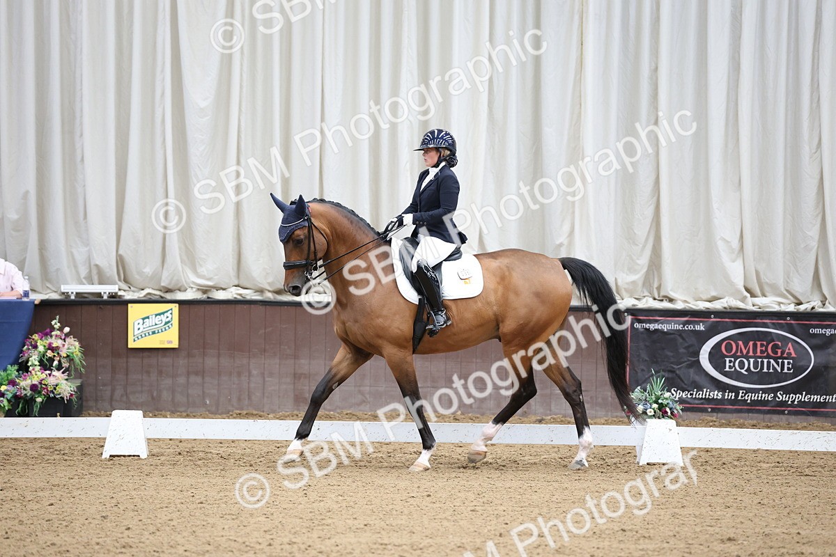 SBM_004039 - Class 8 - Advanced Medium 6 Silver