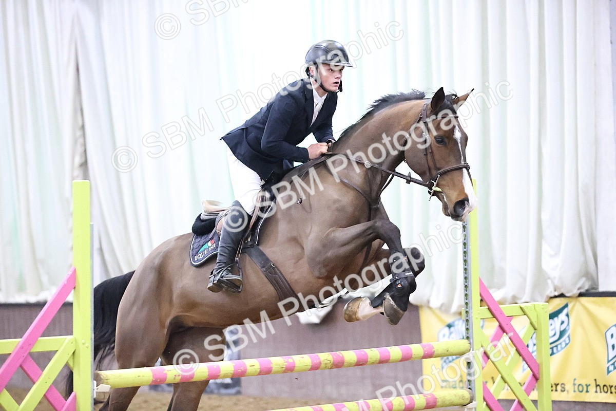 SBM_001956 - Class 10 - Senior Newcomers - 1.10m