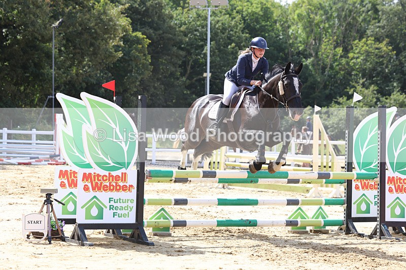 3E7A3572 - Class 4: Senior British Novice/90cm open