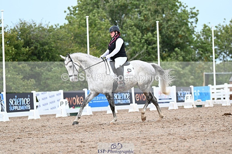 250907-130947-09997 - 071-Emma.ChapmanRoyal.Achiever