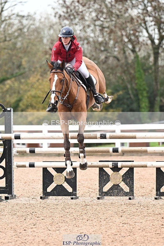 251105-143642-00926 - Cls 06 Fox & 1.20m