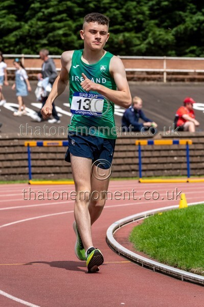 SIAB23-527833 - Track Male Set One