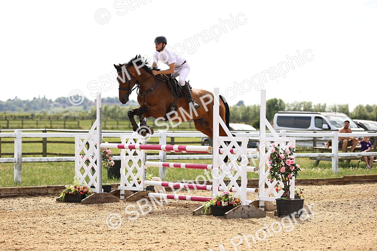 SBM_004986 - Class 12 - 1.15m Open (Members Cup)