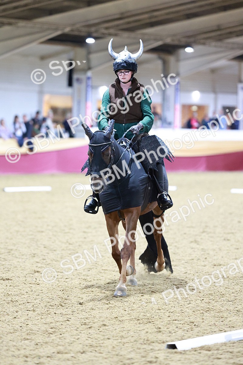 SBM_10371 - Class 62 - Strictly Fancy Dress-Age