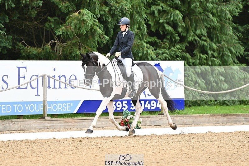 240811-111652-05130 - 189-Emma.Jenkinson-Fleur.C