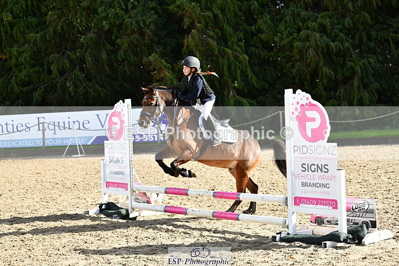 251004A-120151-00860 - Classes 4 & 5 50cm