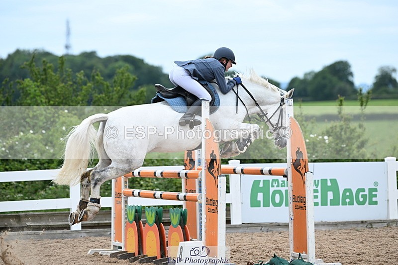 240609A-143347-05970 - Cls 26 Pony Foxhunter and 1.10m Open