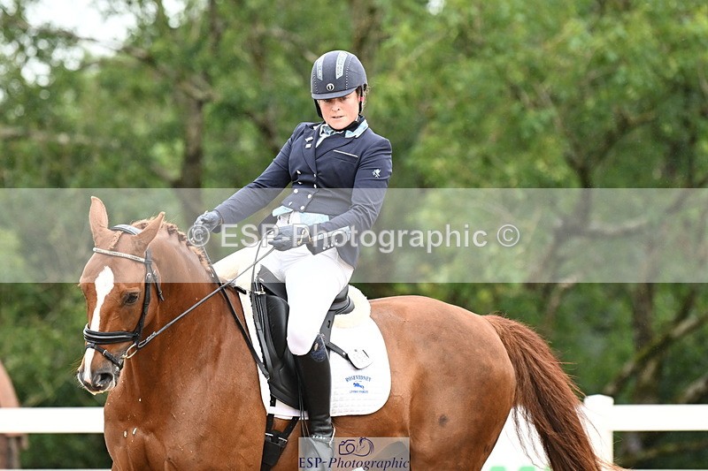 240815A-114809-00863 - 159-Verity.Perry-Bianchi