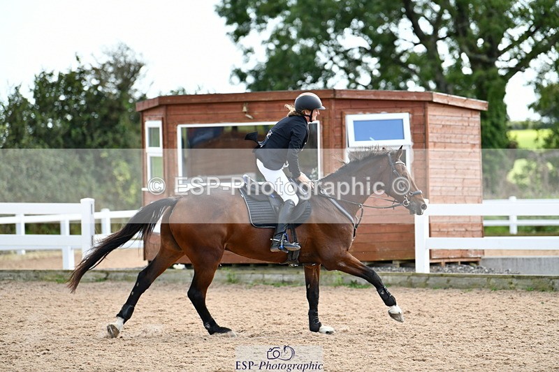 240913A-143701-04768 - Cls 24 1.05m Amateur Qualifier