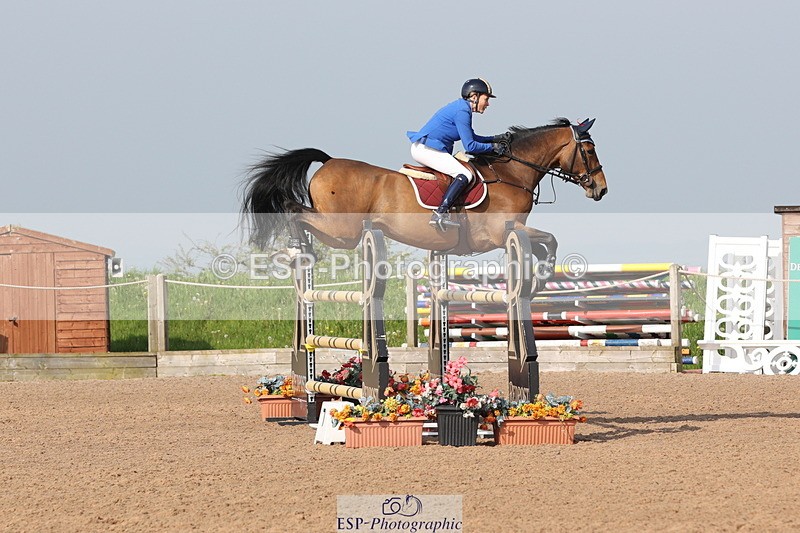 240511A-090450-10915 - Cls 32 Foxhunter