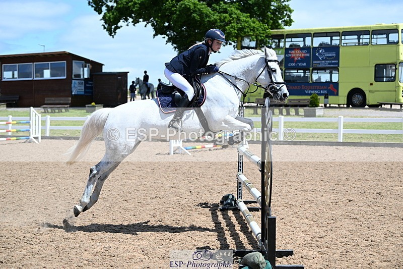 240609A-132907-05732 - Cls 25 Pony Newcomers and 1m Open