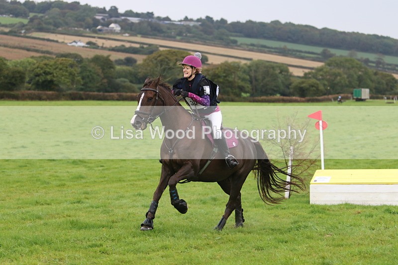 0I1A3740 - Sandra Hood