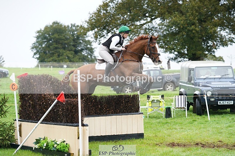 231021-112038-15474 - 663-GROOVY.GUY-Hannah.Watson-SC+XC