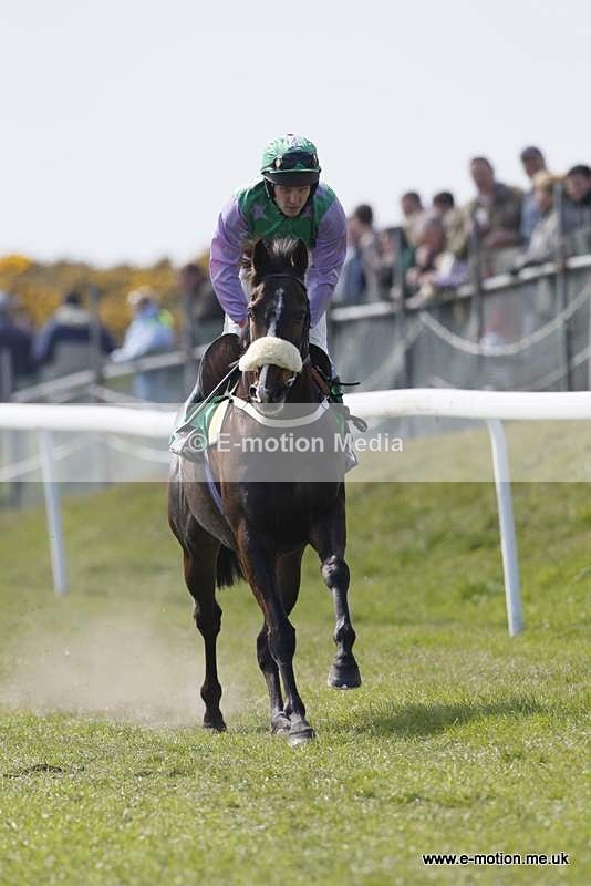  GRD 030510 124 - Guernsey Race Day 03/05/10