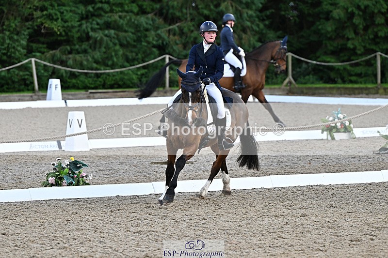 241023-151850-00512 - 109-Amber.Williams-THE.EMERALD.LILY