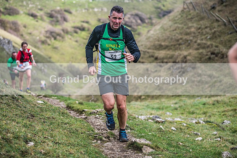 Litton-558 - Litton Christmas Cracker Fell Race (Limestone Series) Sunday 14th December 2025