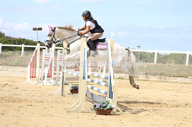 3E7A3763 - Class 4: Senior British Novice/90cm open