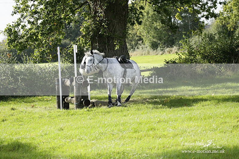  WWHT 171021 3275 - Intermediate (0.90m)  17/10/21