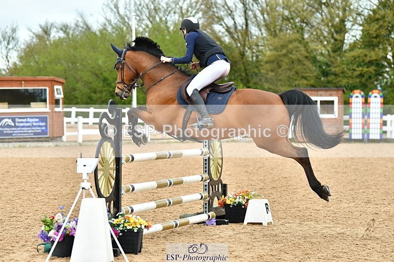 230507A-135131-08236 - Cls 43 1.05m Amateur Quali