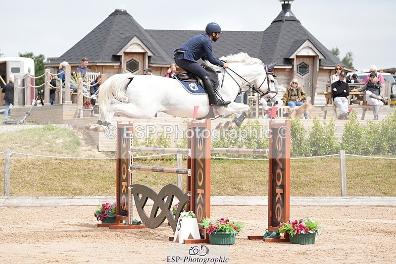 250718-114827-10116 - Cls 2, 3 Star Small Tour Break til End