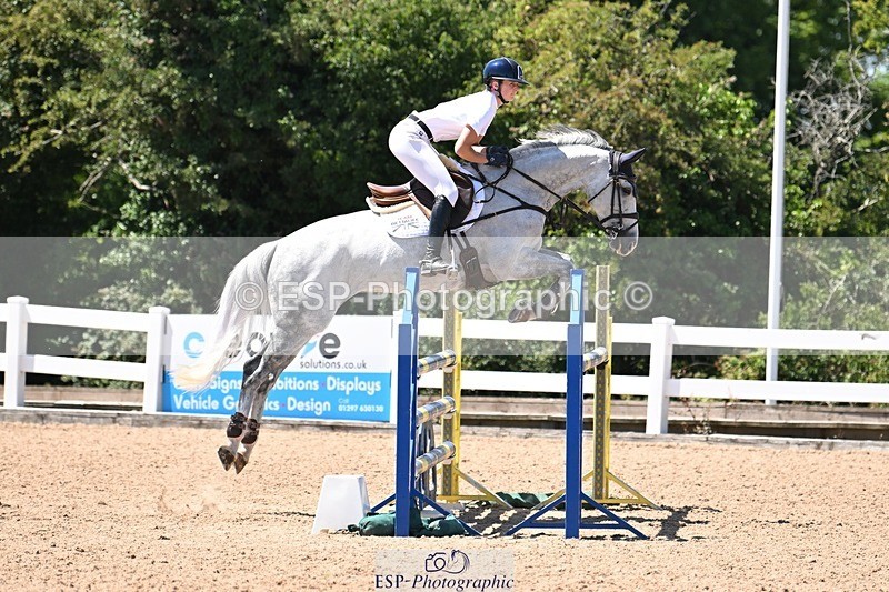 250709-125646-00676 - Cls 4 Snr Newcomers & Snr 1.10m