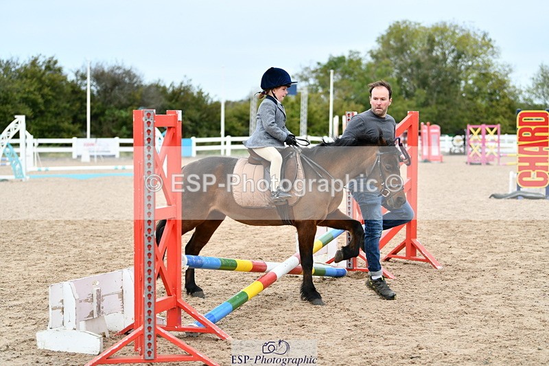 241013B-104958-00477 - Cls 2c 40cm Lead Rein