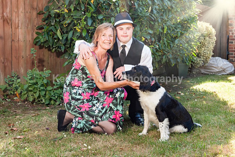 8SKJ7664 - Marianne and Chris
