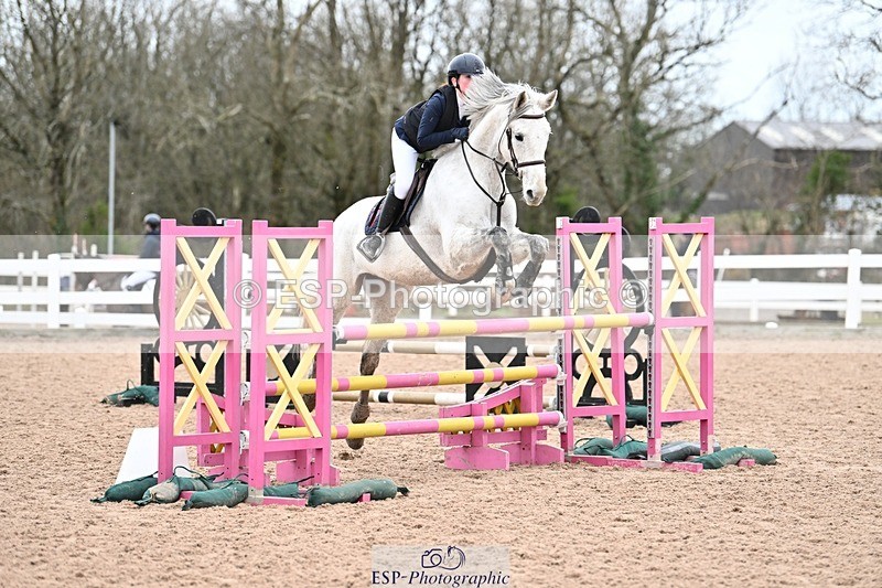 250112-113120-01056 - Cls 19 Snr 1.05m Open