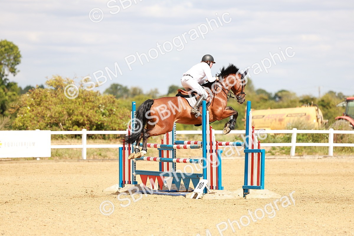 SBM_006692 - Class 4 - Senior British Newcomers - 1.10m