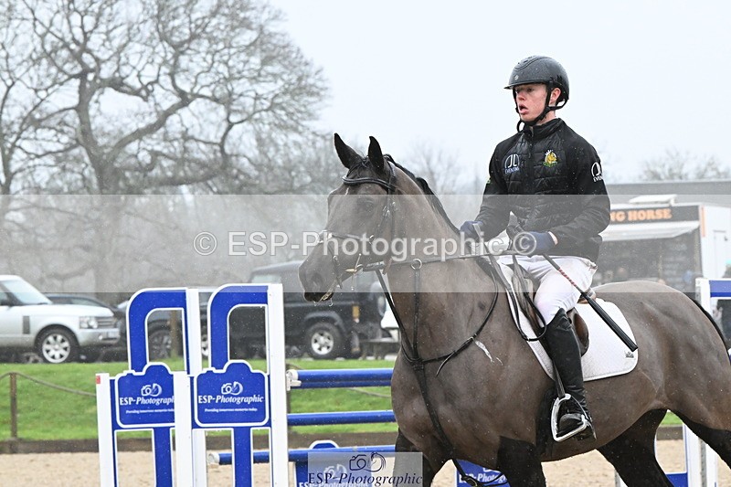 250215A-124351-00702 - Cls 4 Newcomers and 1.10m Open