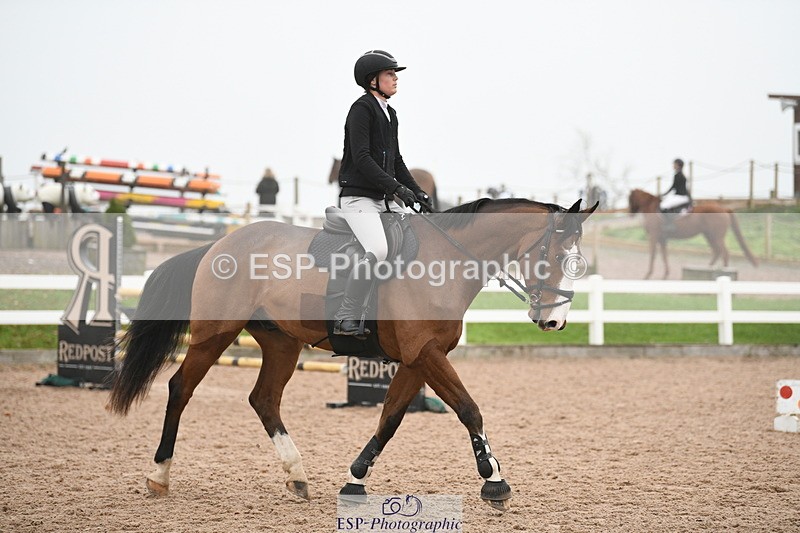 241103A-105351-07612 - SUN Cls 21 Snr Newcomers and 1.10m Open