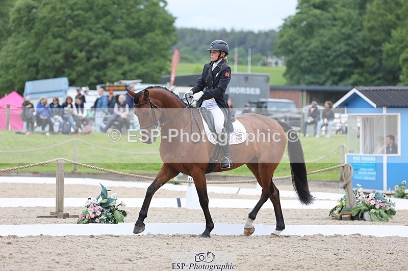 240524-152132-09862 - 362-COS_ME_WILL-Yasmin_Olsson-Sanderson