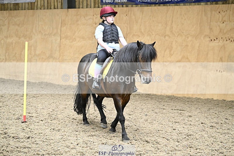 240728B-142713-00539 - Theo and Gemma's Groups Indoor