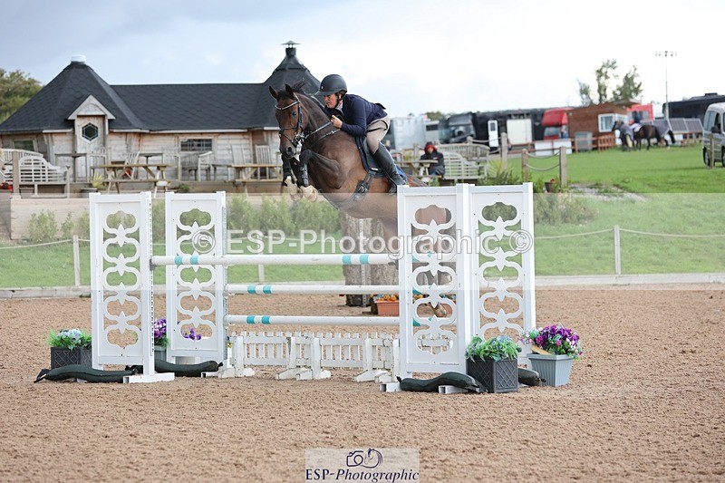 250911-123241-01490 - Cls 3 Snr Foxhunter