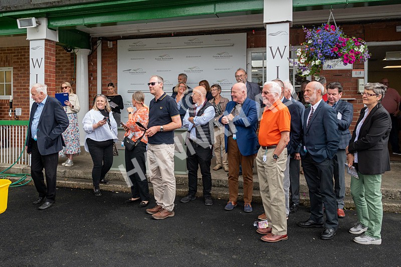 090824-Race 3-South Parade-1703 - Race 3