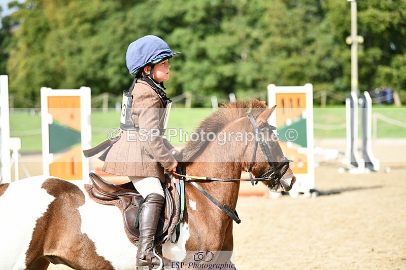 251004A-125550-01048 - Classes 6 & 7 60cm