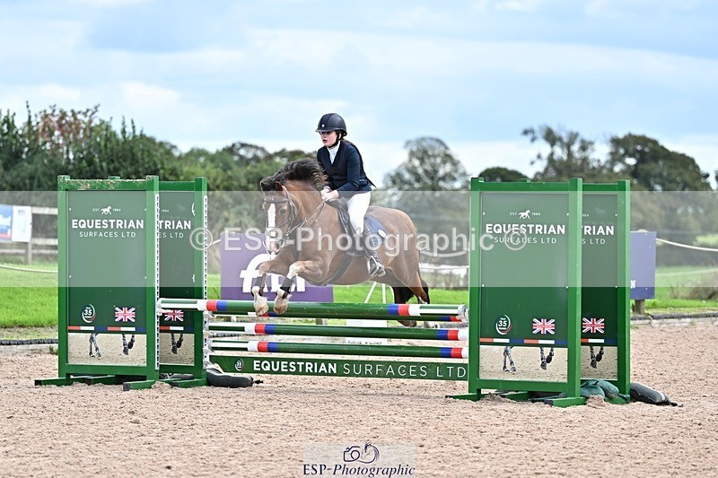 250921-145817-03968 - Cls 20 Pony 80cm Derby