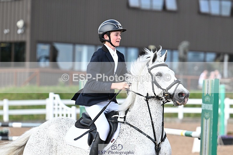260627-174758-05847 - Cls 27 Foxhunter and 1.10m