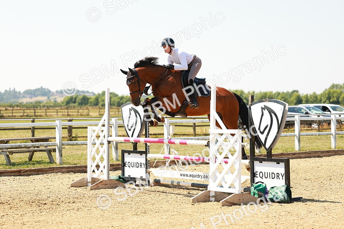 SBM_001549 - Class 4 - Senior Newcomers - 1.10m
