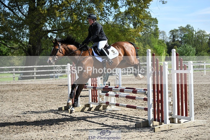 230512-103152-00542 - Cls 10 Snr 85cm Schooling