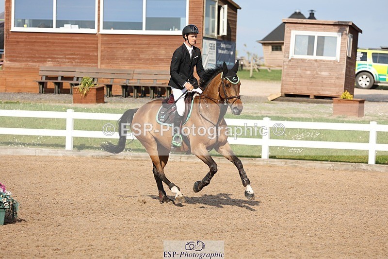 250509-173924-09386 - Cls 24 Snr Newcomers