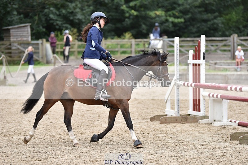 240802-113132-02718 - 90cm Round 1