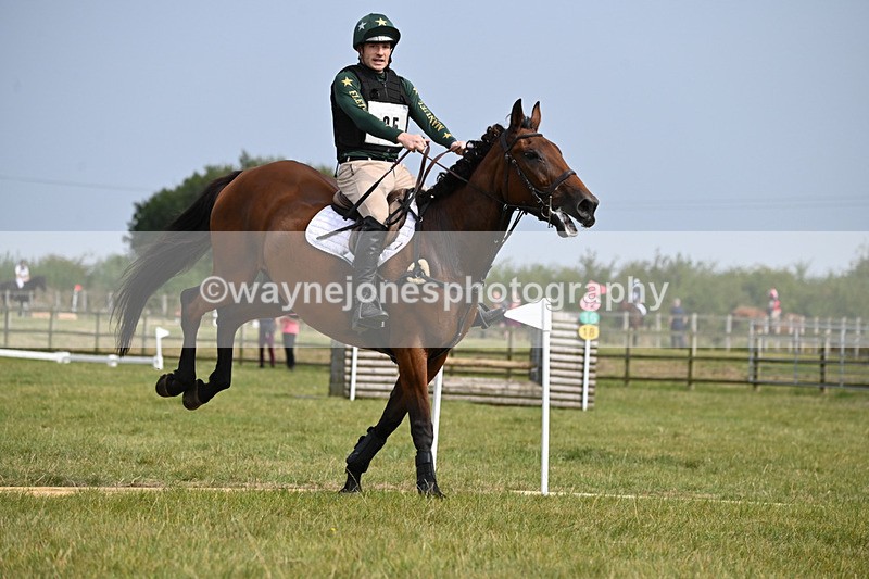 WJ6_1924 - 60cm XC Time 13:54 to 14:20