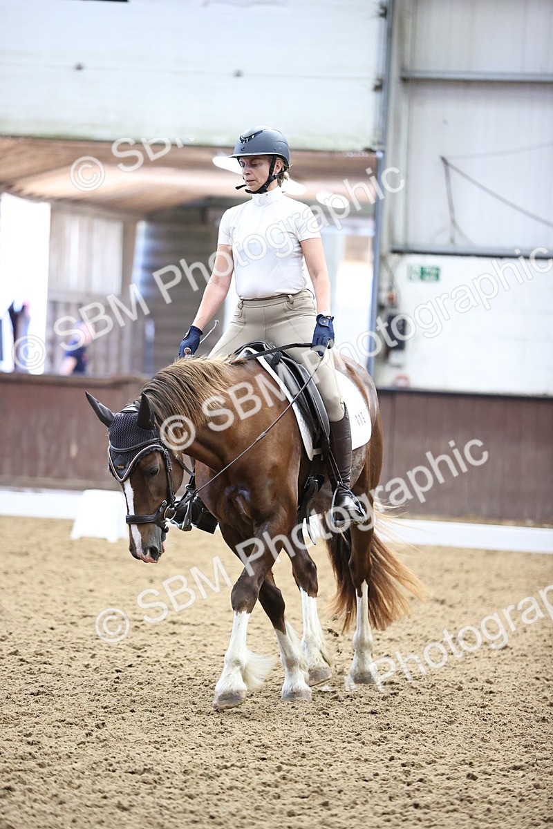 SBM_000529 - Novice 4 Warm Up